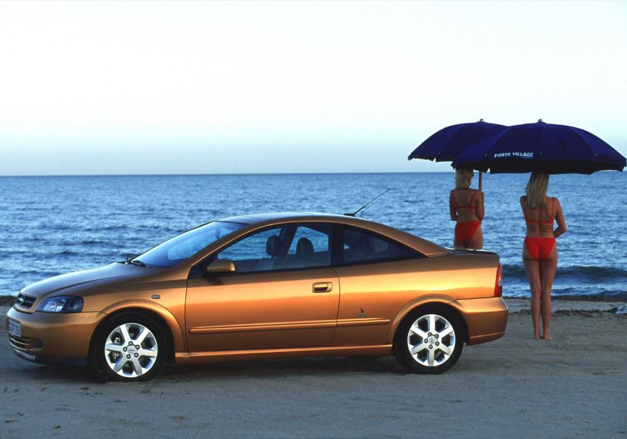  Opel Astra Coupe (G) 2000 года  (фото 22 из 42)